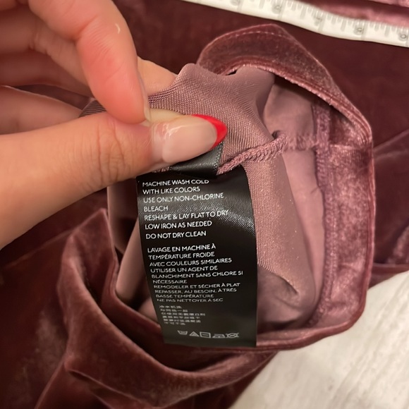 Urban Outfitters Velvet ”Bernadette Dress” - Picture 6 of 6